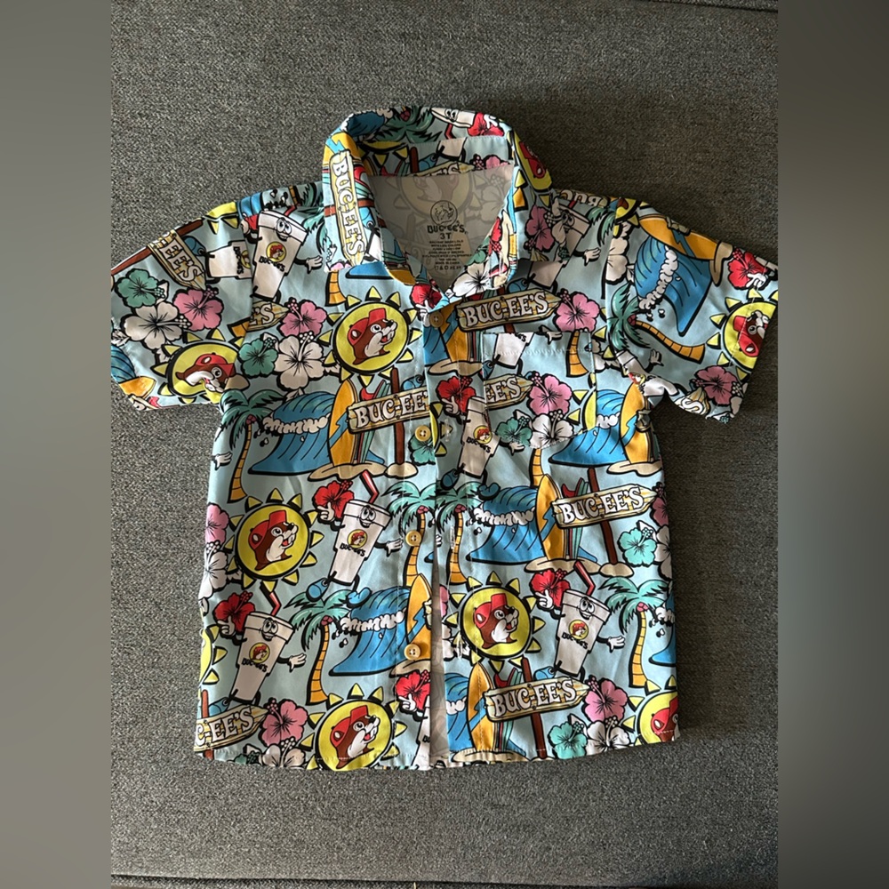 Bucees button down toddler shirt